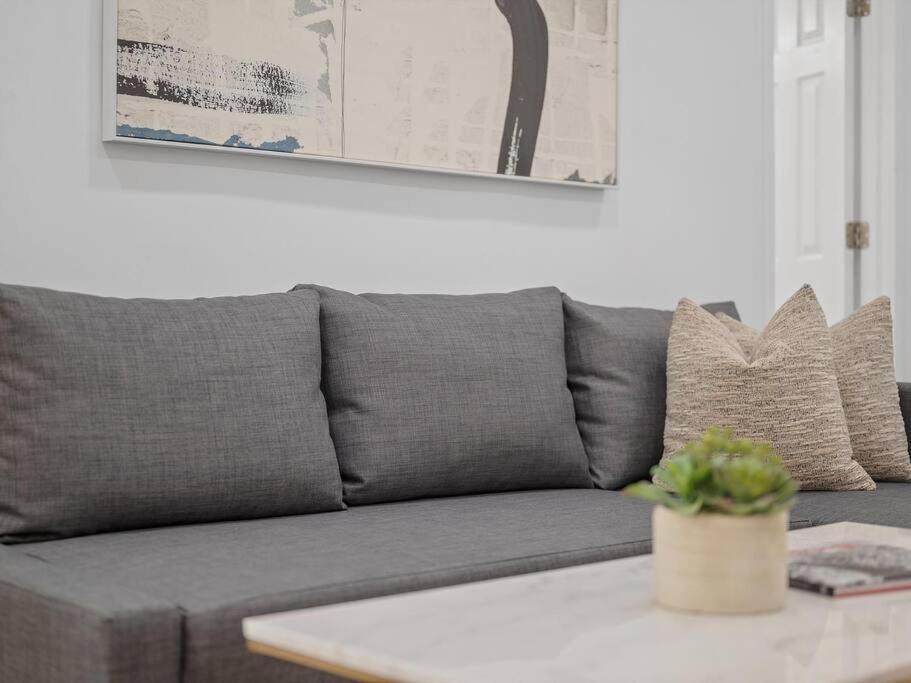 Bloomfield, Shadyside !2 Modern And Spacious Two Bedroom With Free Parking Pittsburgh